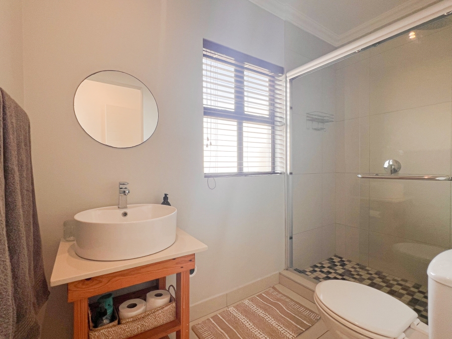 5 Bedroom Property for Sale in Myburgh Park Western Cape